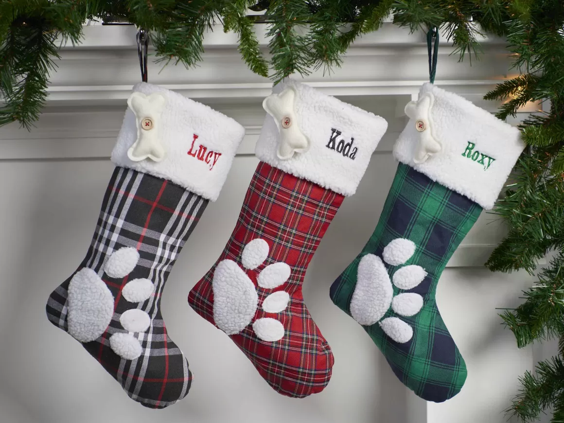 Christmas Place Plaid Pet Stocking Shop